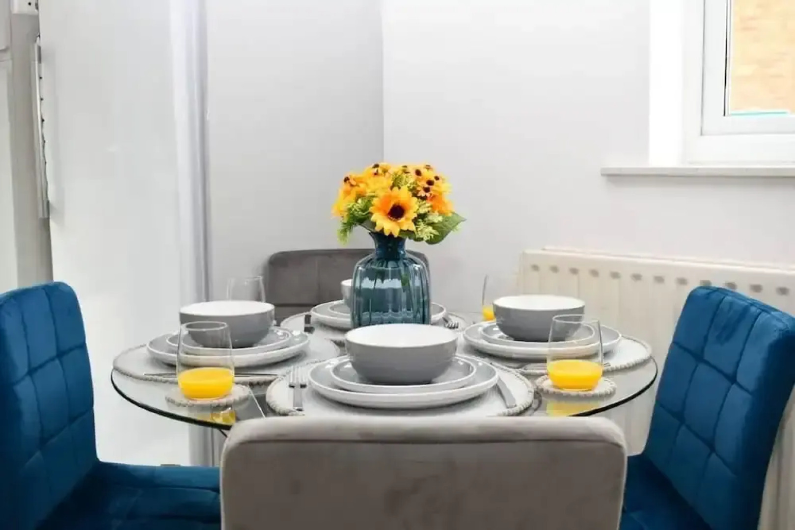 Amazing 4BR Near Hospital, Free Parking, Sleeps 10