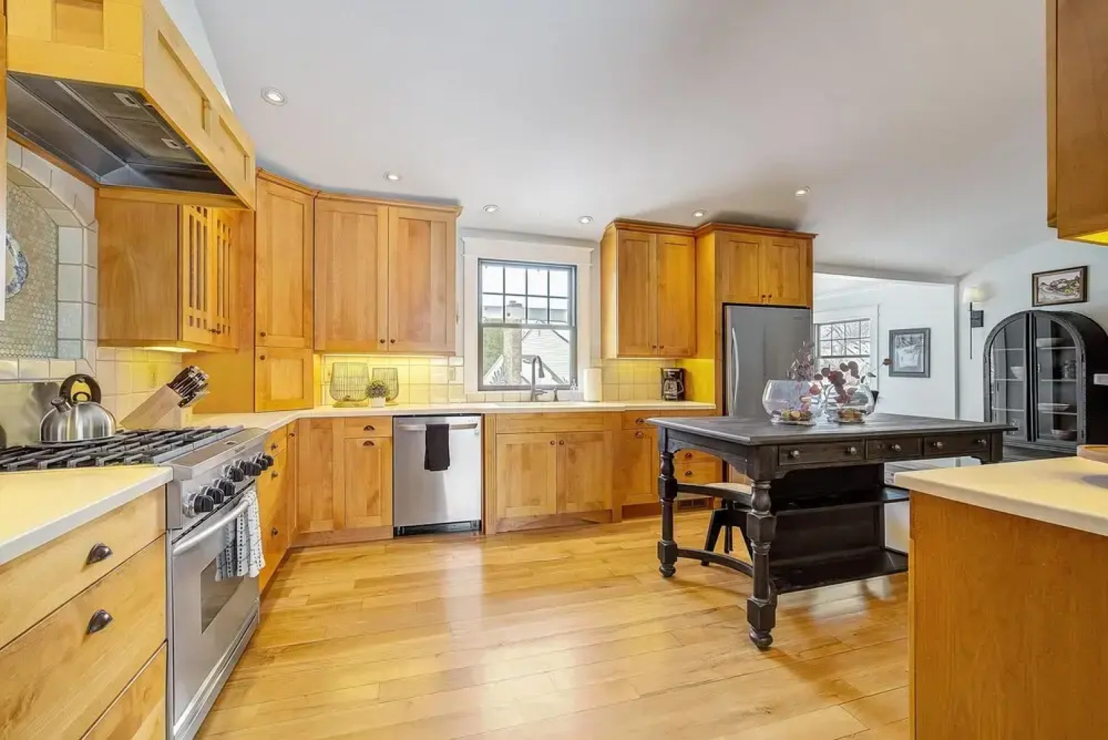 Dazzling Home With Huge Kitchen and Backyard Oasis