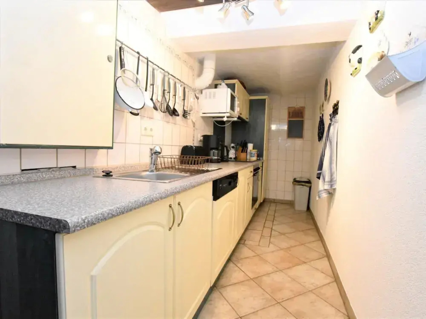 Sleep Under a Thatched Roof - Apartment in Ahlbeck near Haff