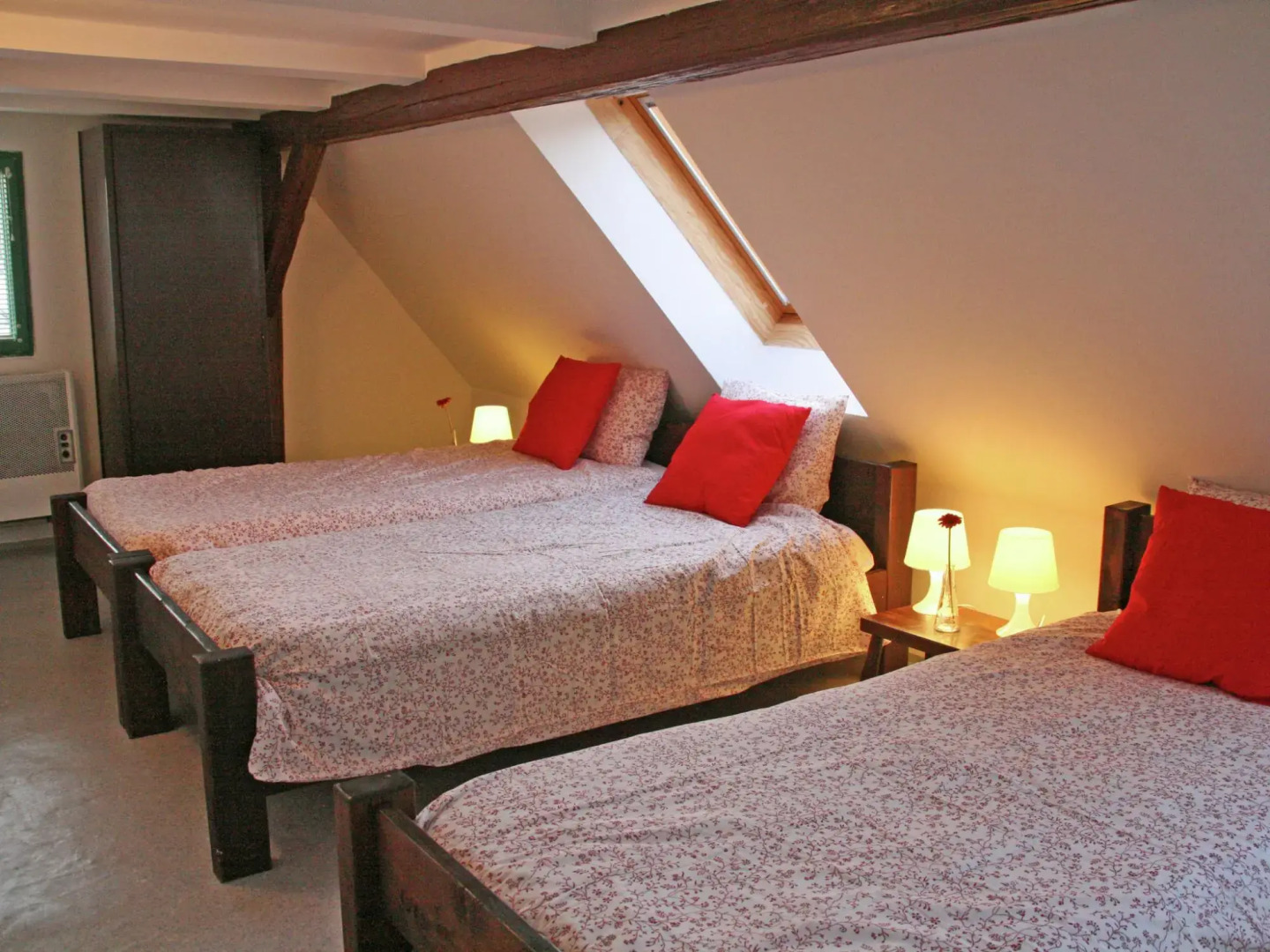 Authentic Holiday Home with Garden near Trutnov