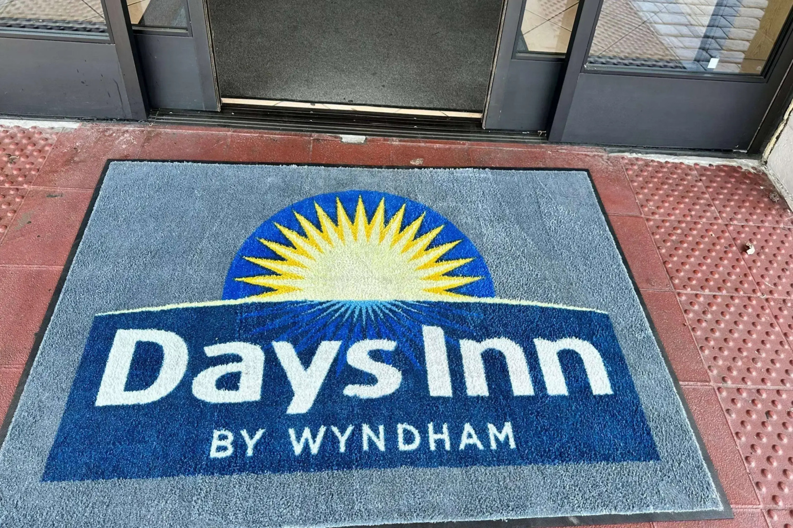 Days Inn by Wyndham San Diego Vista
