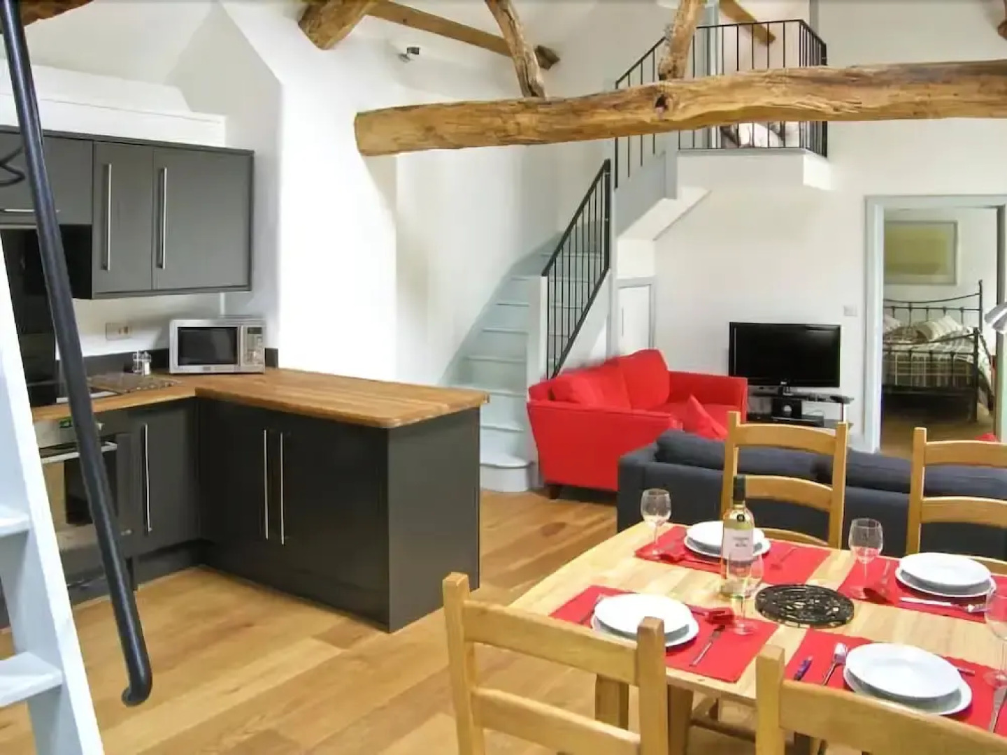 Bronnydd, Tyddyn Ysgubor