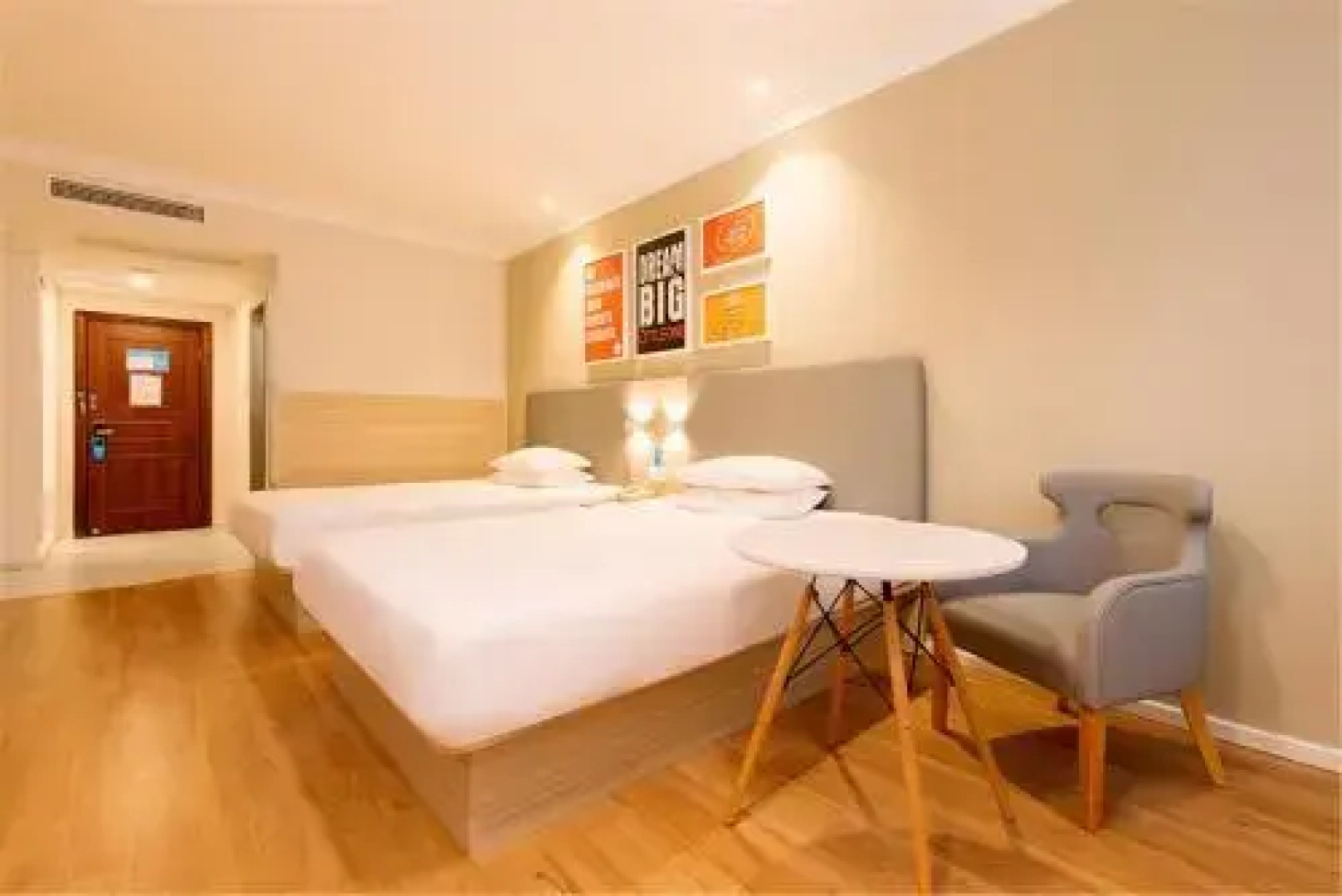 Hanting Guyuan City Government Hotel