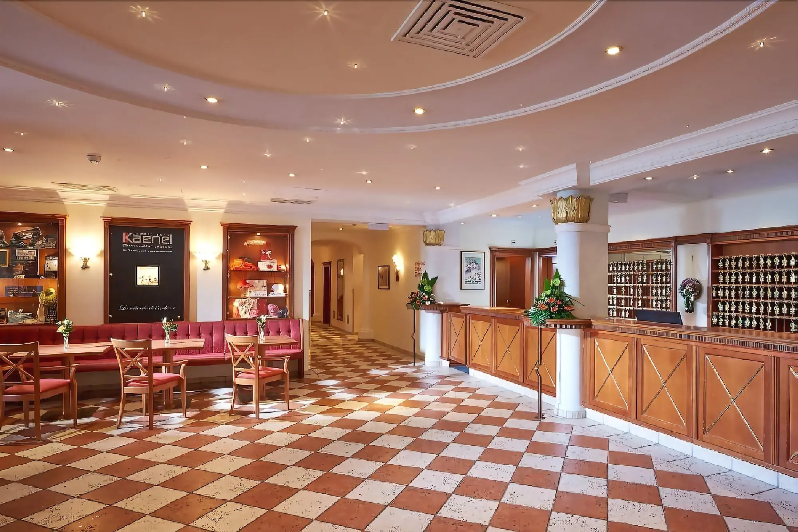 Victoria Hotel & Residence