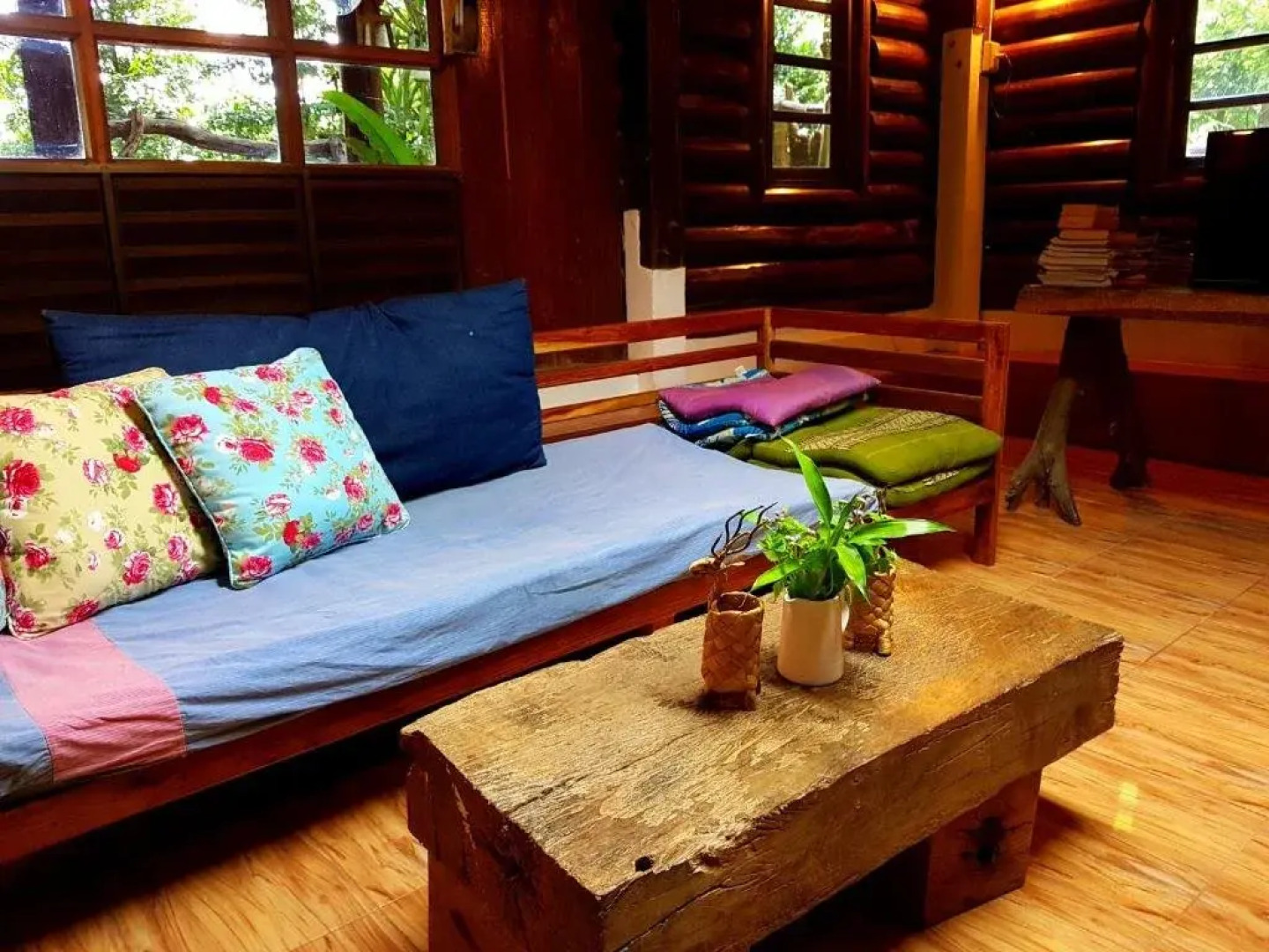 Ban Mai Phai Pha Holiday House