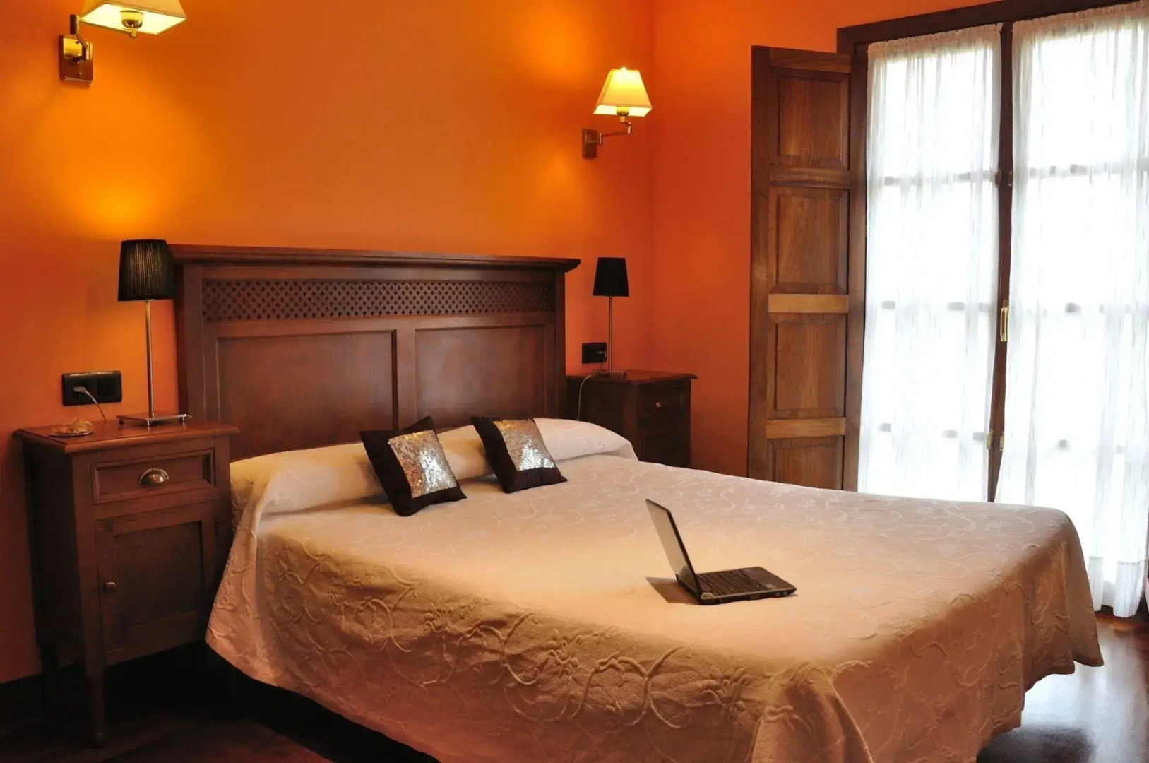 Hotel Puerta del Oriente