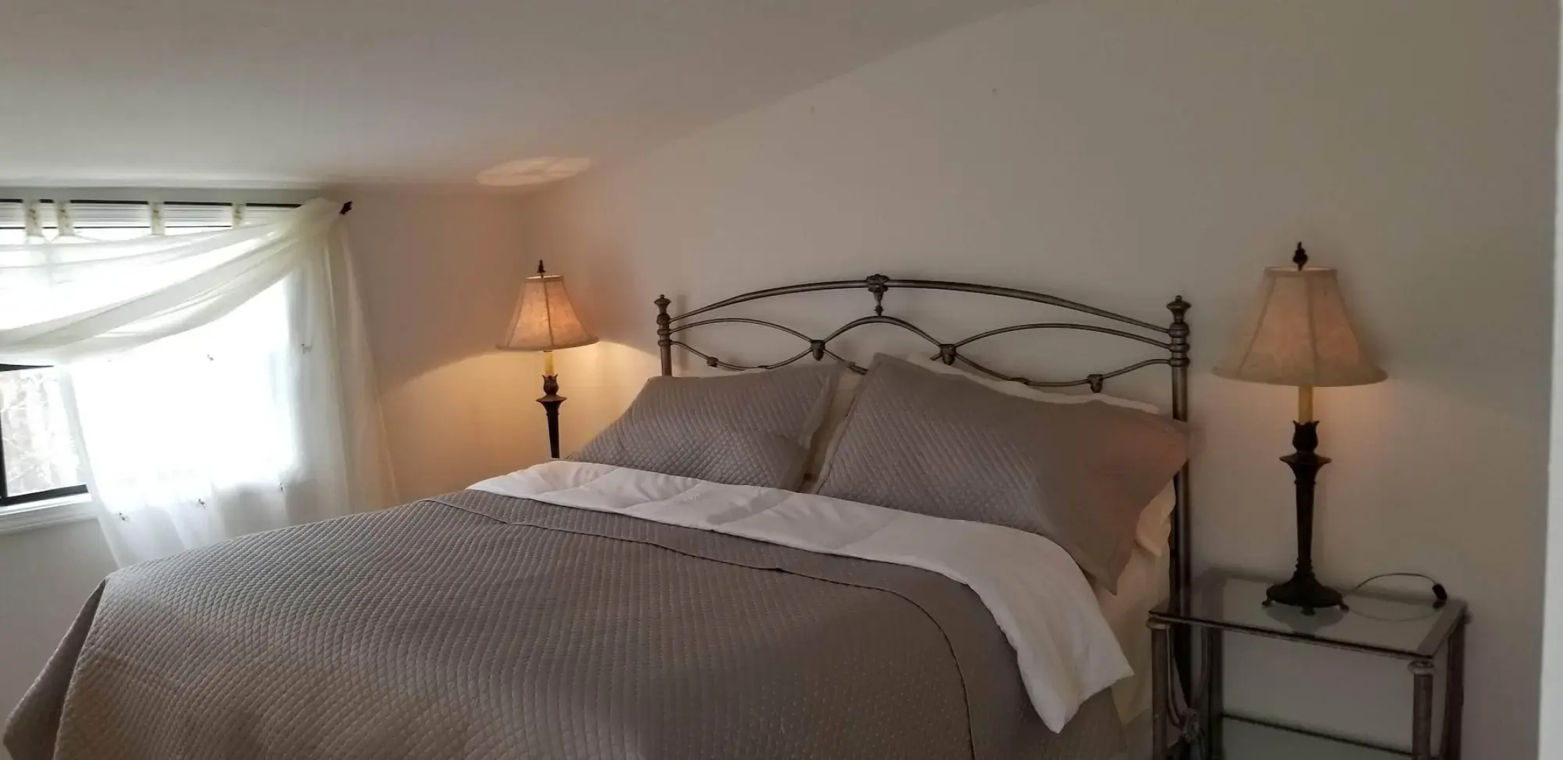 Lily Creek Lodge