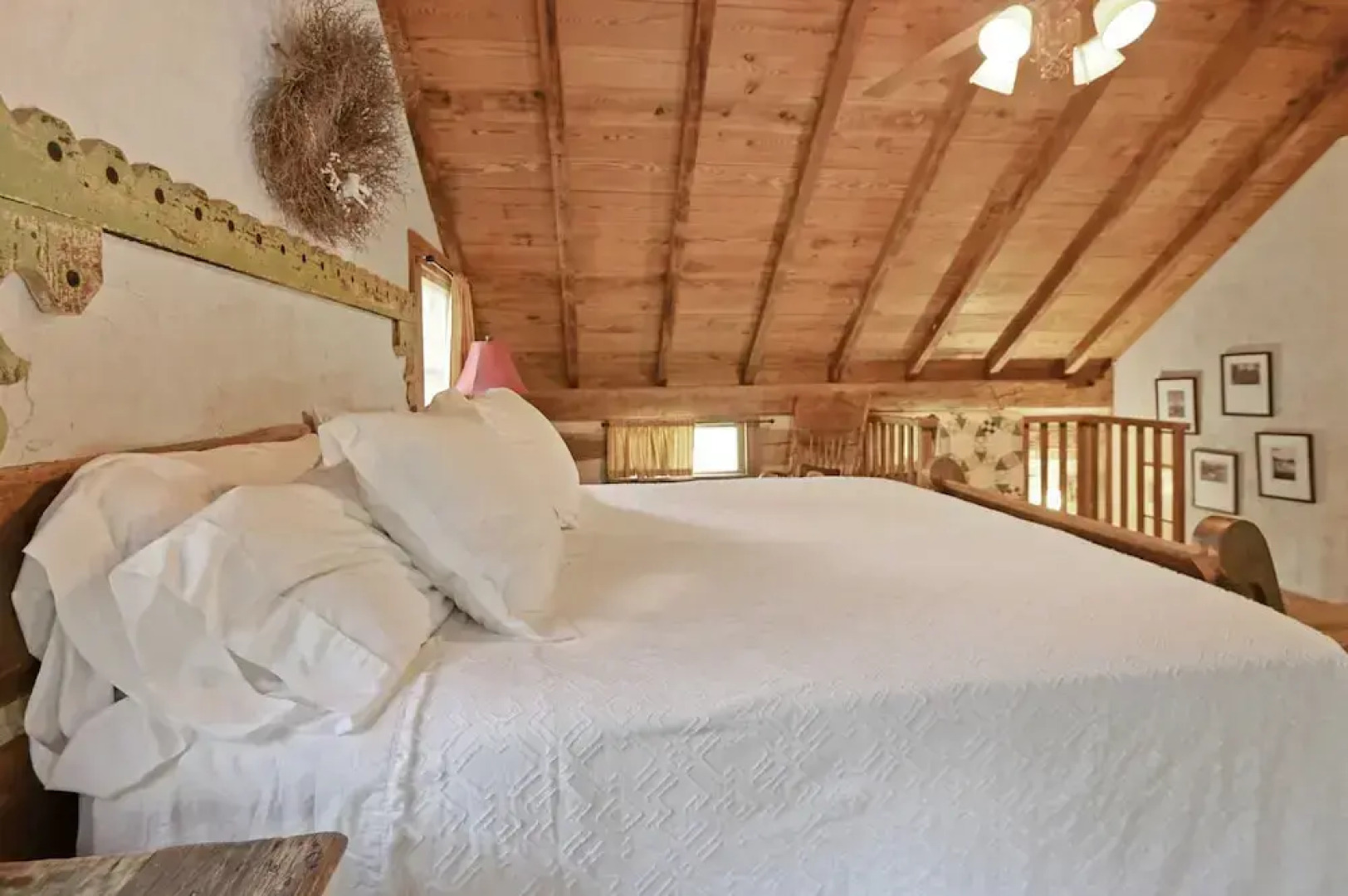 Ab Butler - Both Suites 2 Bedroom Cabin by RedAwning