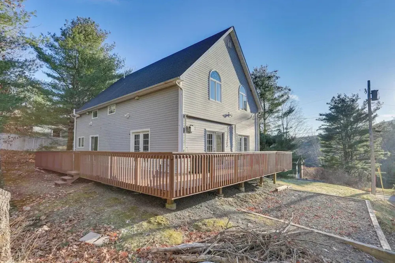 Secluded Kerhonkson Retreat With Deck + Views!