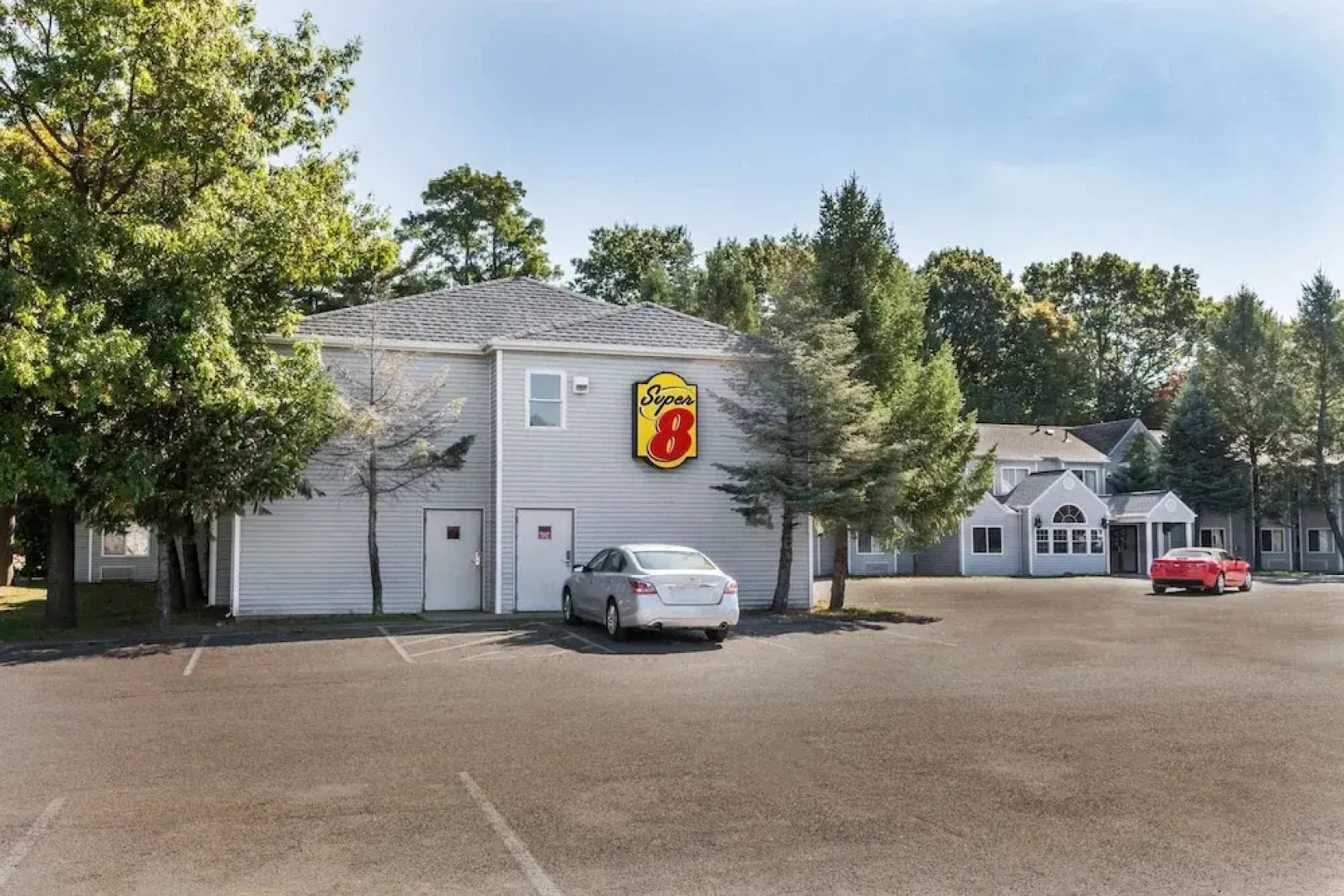 Super 8 Schenect/Albany Area