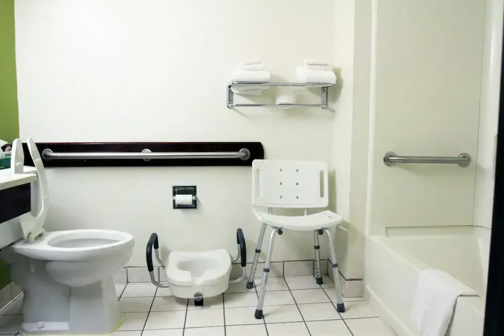 Super 8 by Wyndham South Boston VA