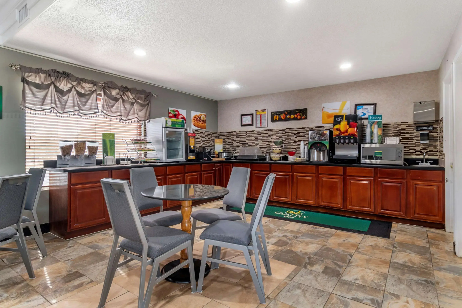 Quality Inn Marietta near Dobbins ARB