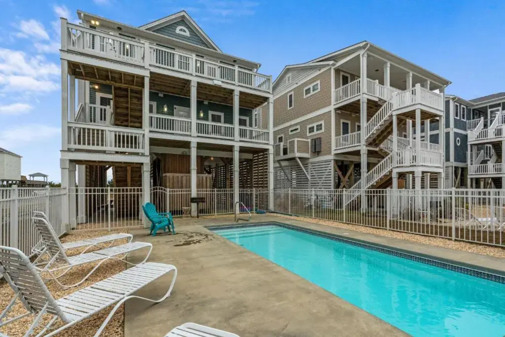 Alpha Breeze by Oak Island Accommodations