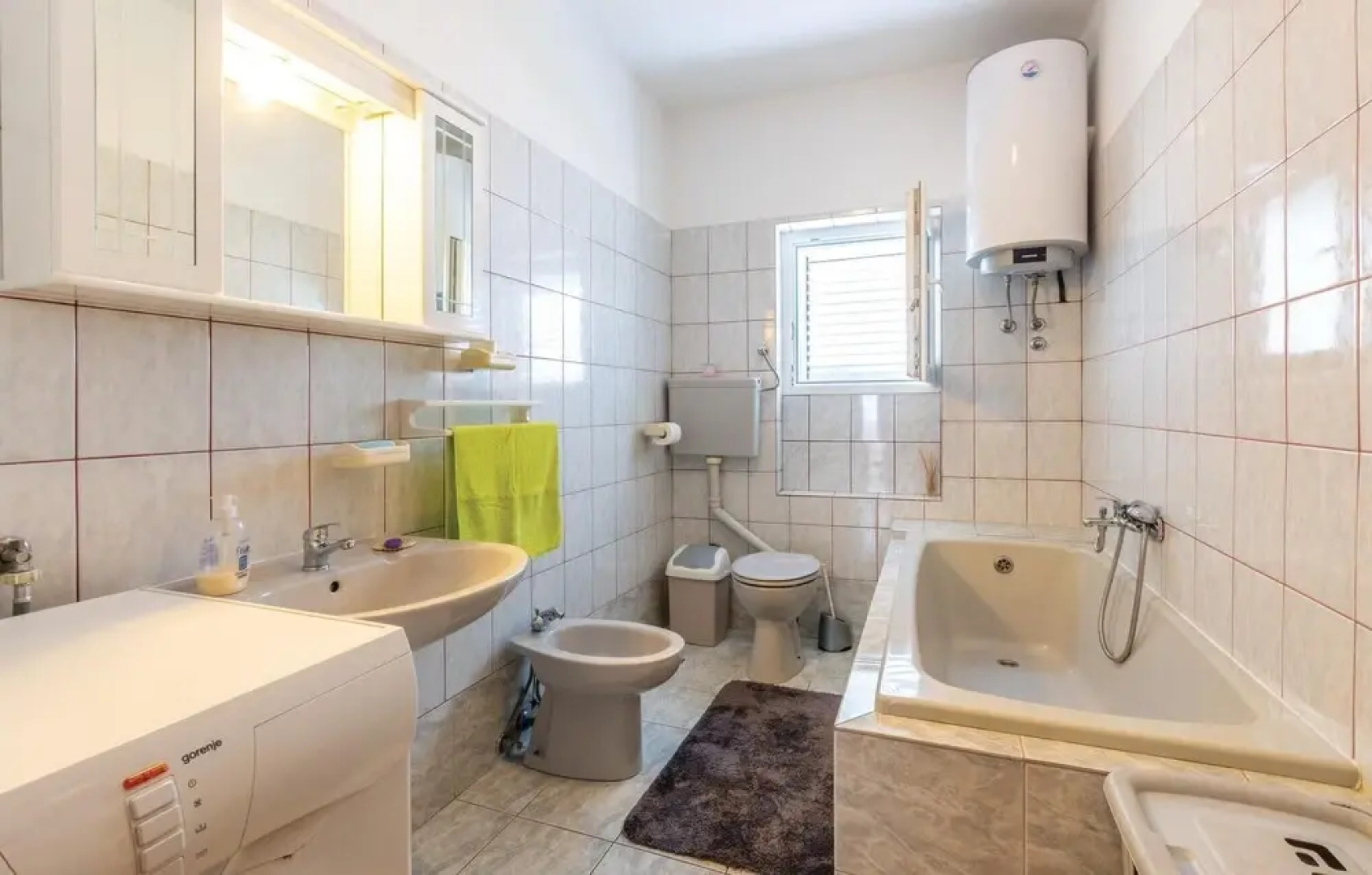 Awesome Home in Plano With Wifi and 3 Bedrooms