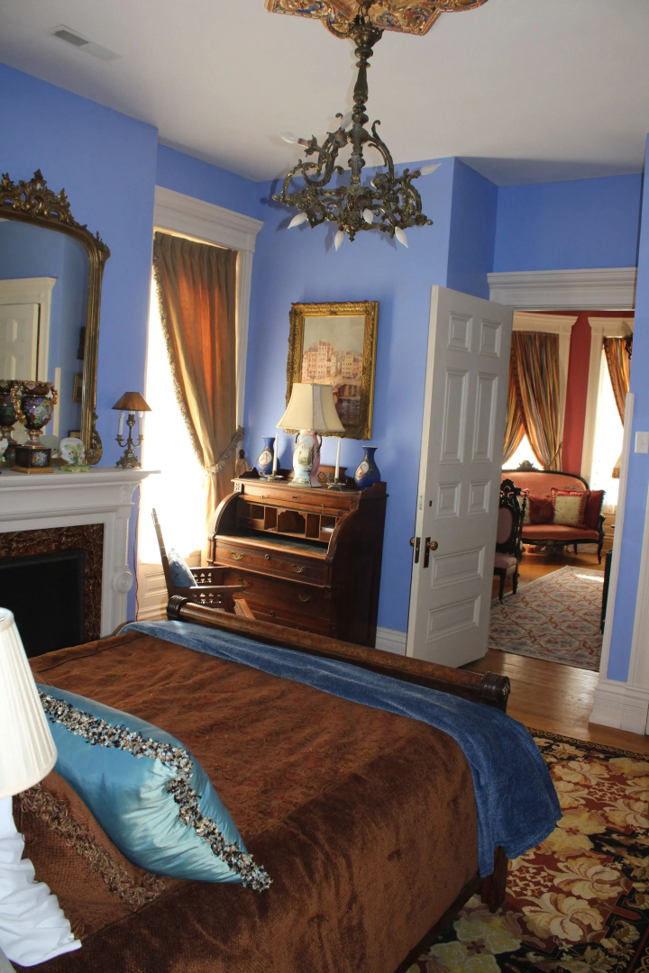 Johnstone Mansion