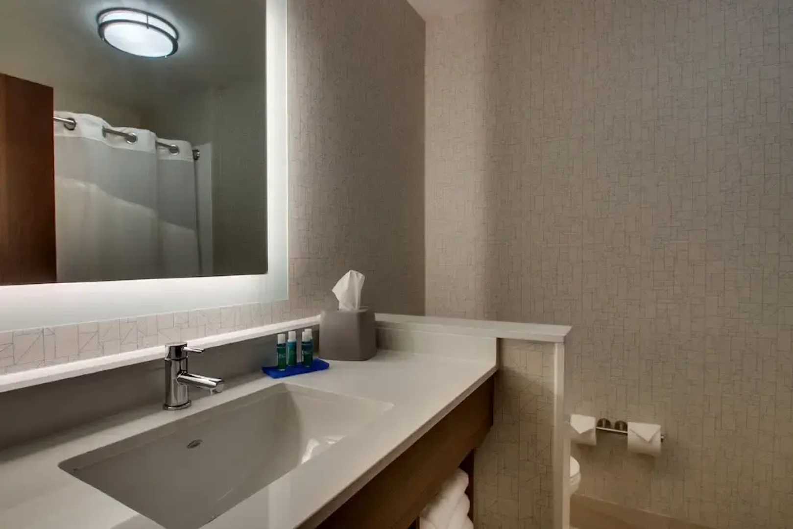Holiday Inn Express & Suites Mt Sterling North, an IHG Hotel