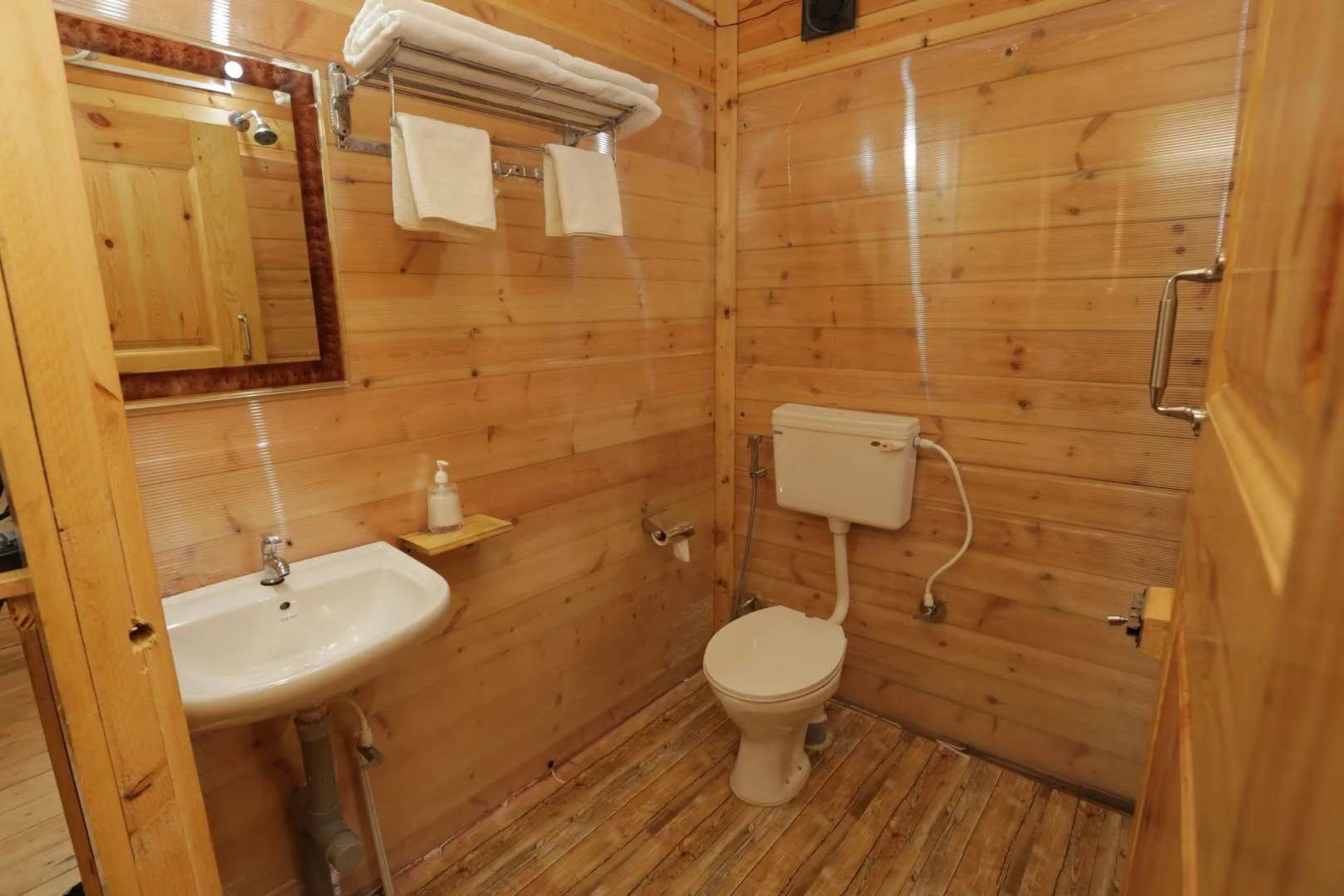 Arudra at Cisco's Beach Shack & Cottages