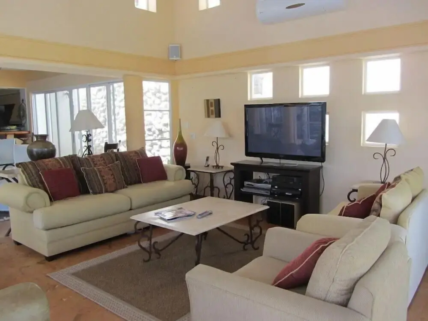 Casa Dos Dolphins 2 Bedroom Villa by Redawning