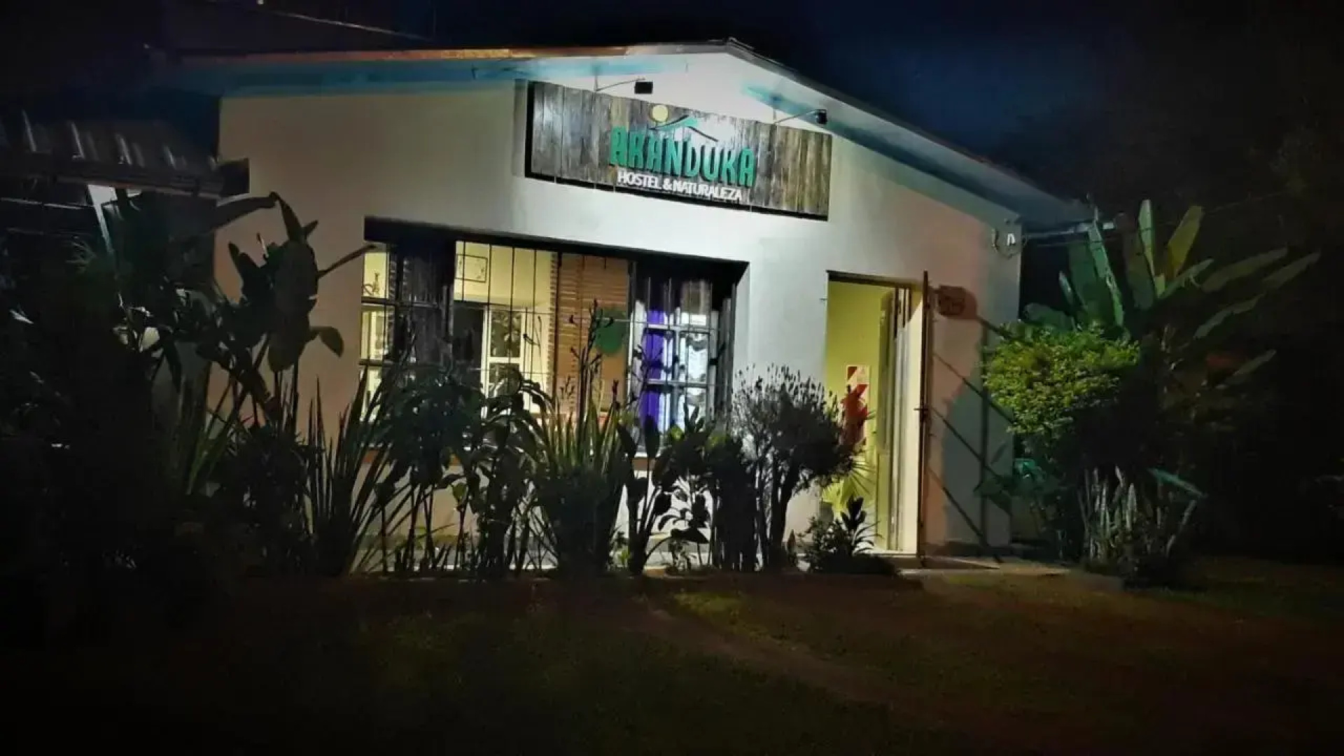 Arakua Hostel & Naturaleza