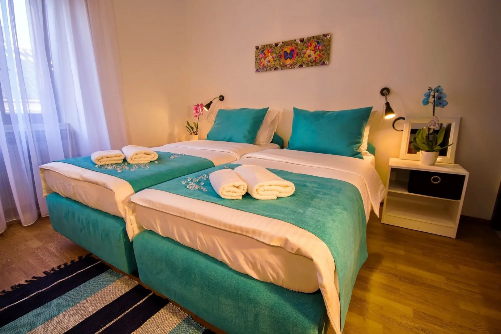 City point rooms & more