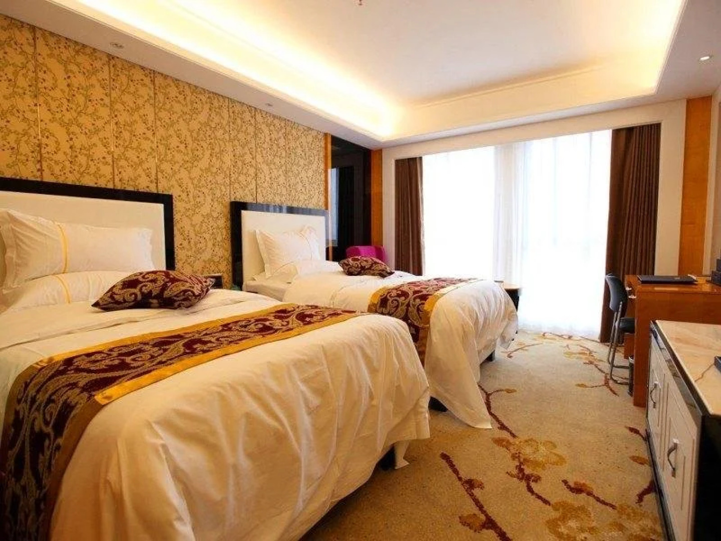 Century Garden Hotel