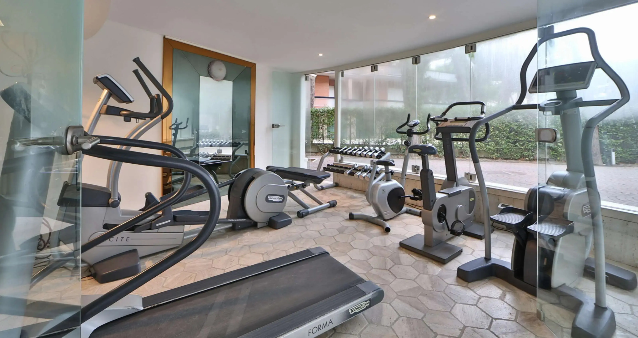 Hotel Globus, Sure Hotel Collection by Best Western