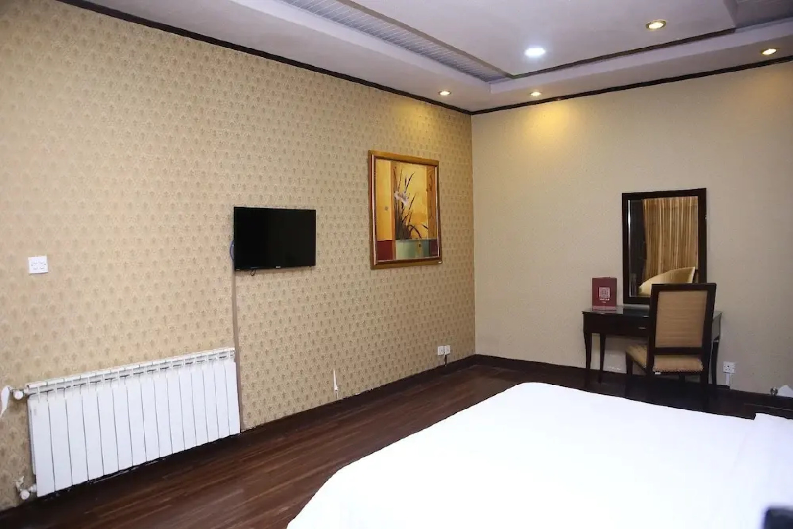 Safari Club 2 Bahria Town