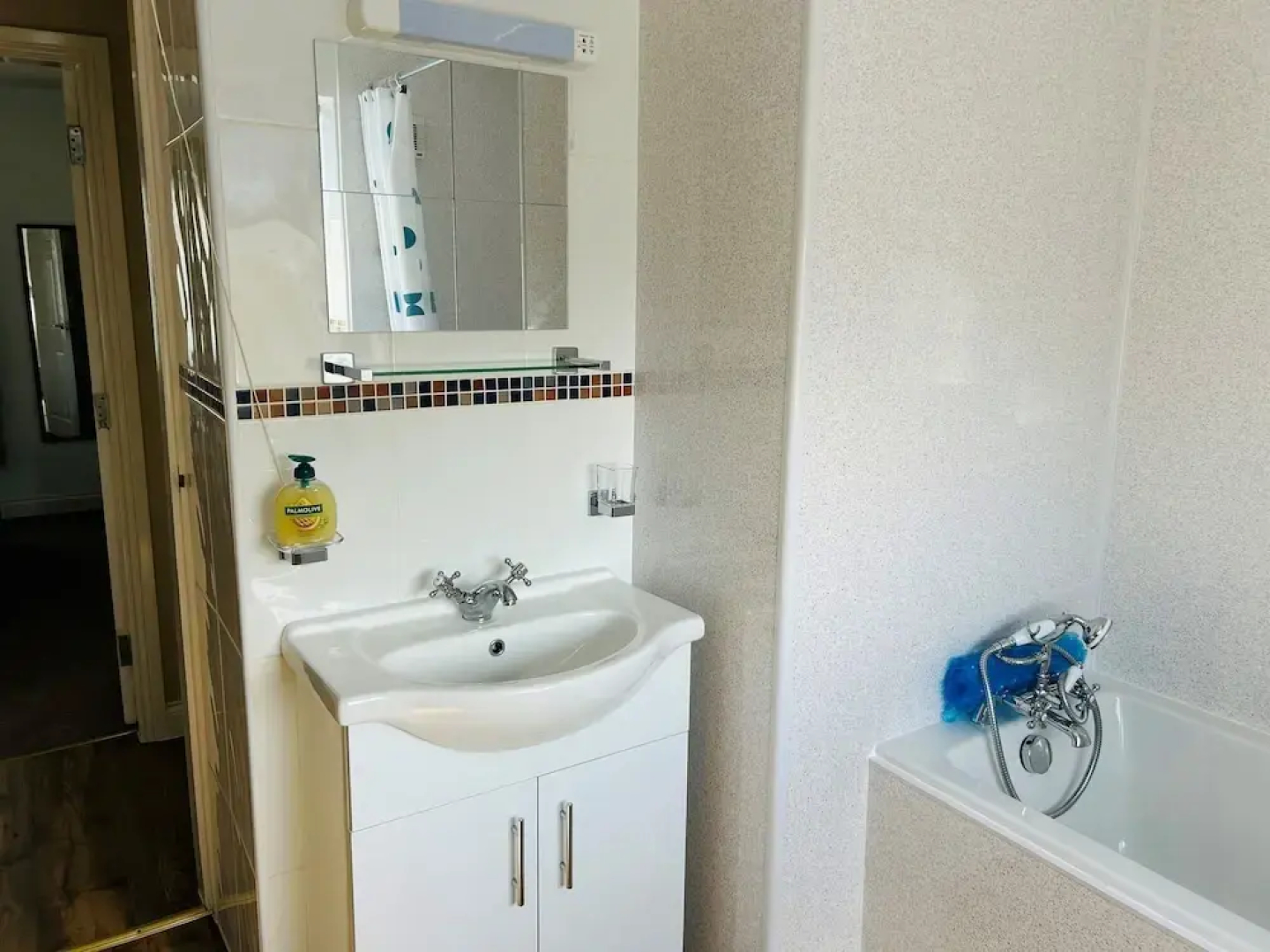 Bungalow by the Beach, Sleeps 6, Snowdonia, Wales