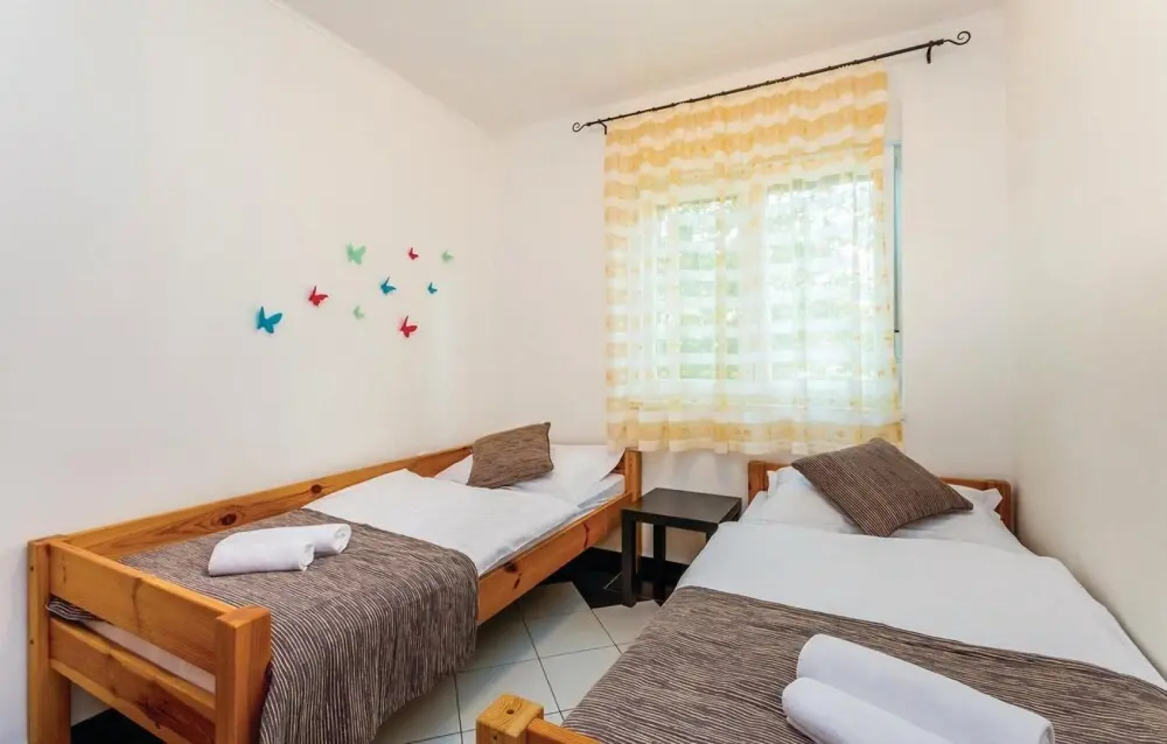 Stunning Home in Risika With Wifi and 3 Bedrooms