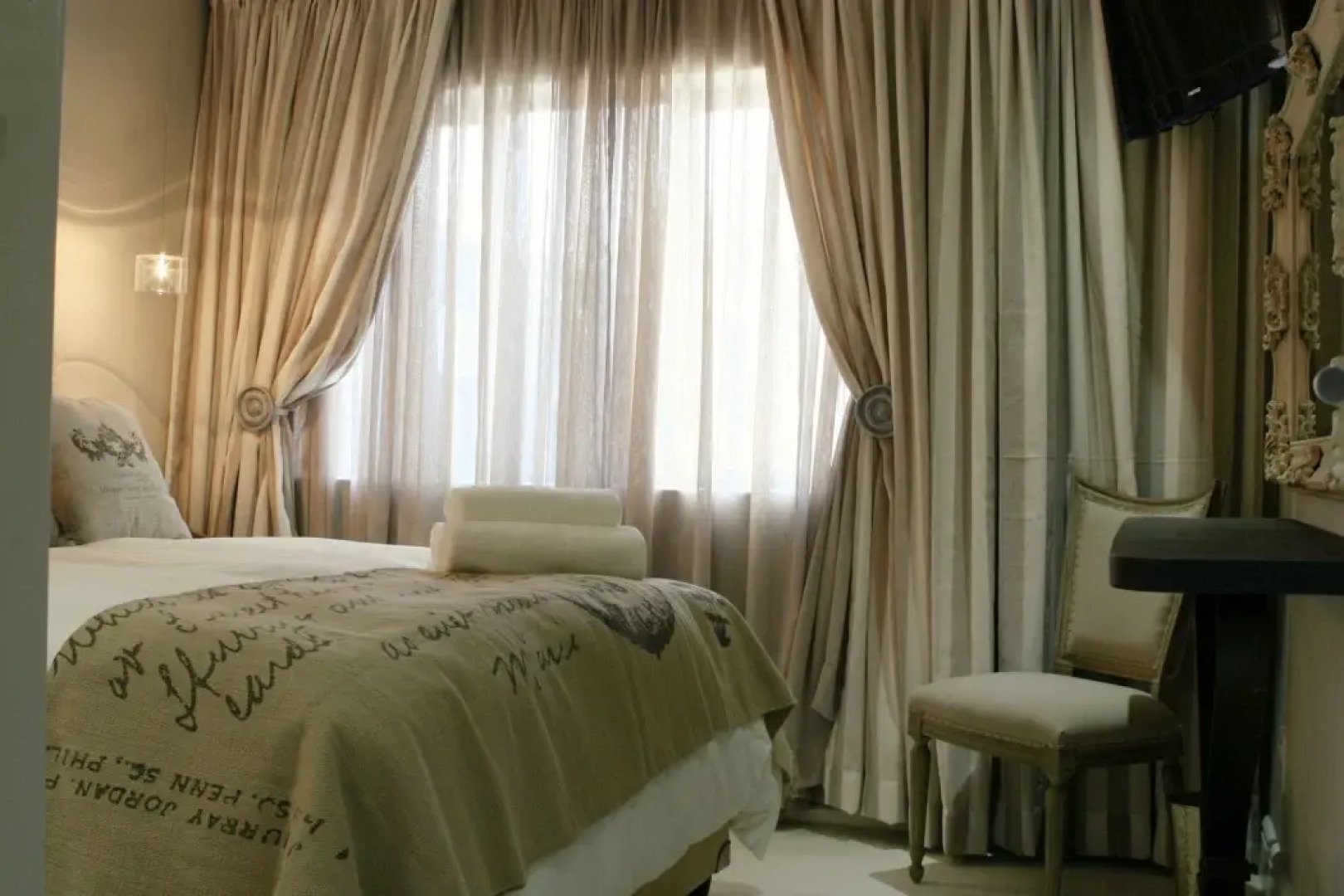 Avemore LaGratitude No 6- with backup power