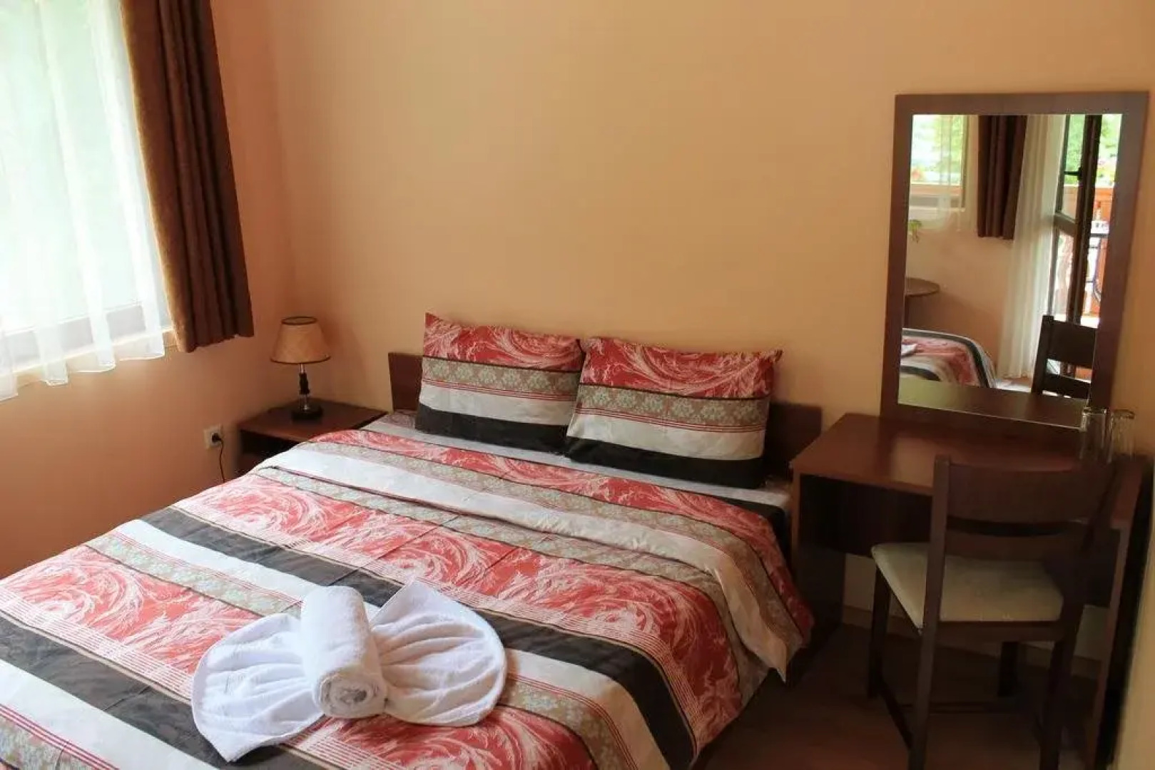 Semeen Hotel Han Dyavolski Vodi