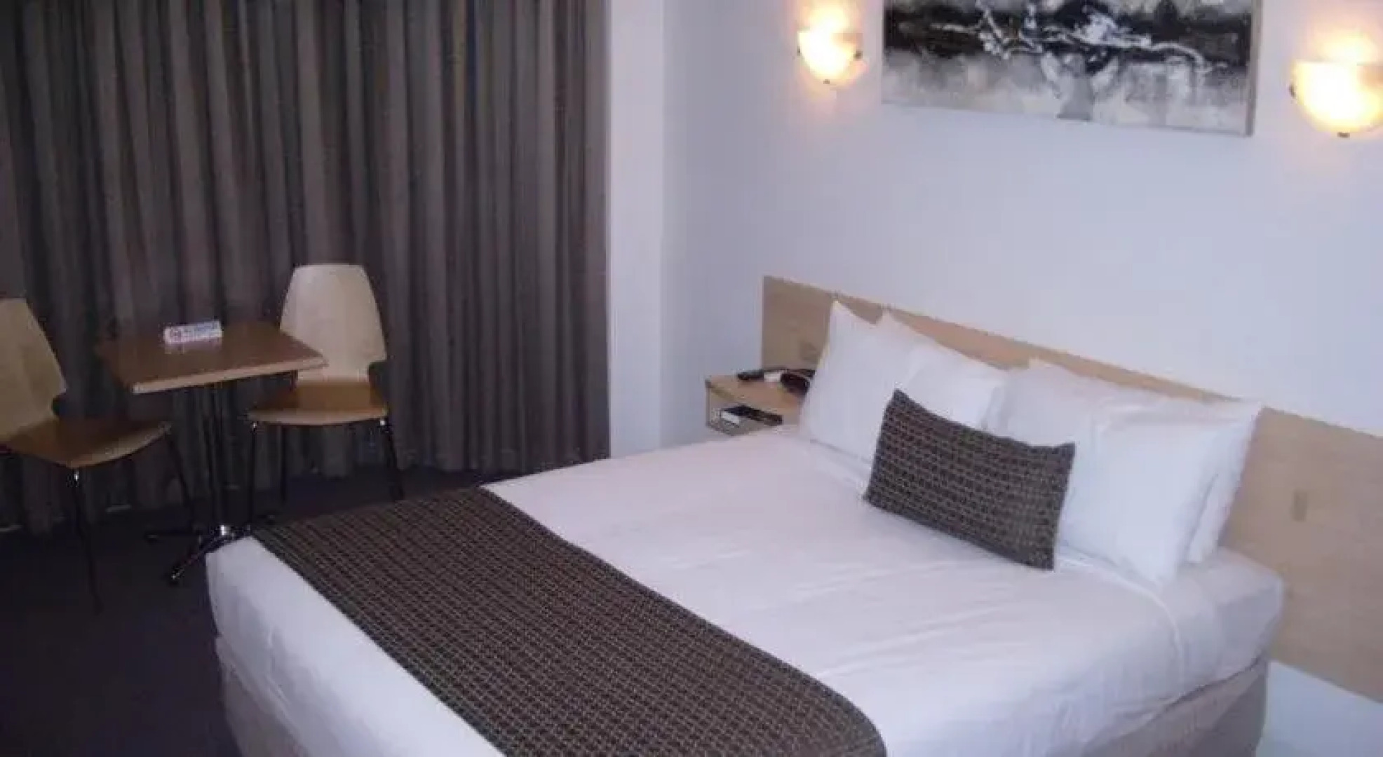 Aviators Lodge Motel