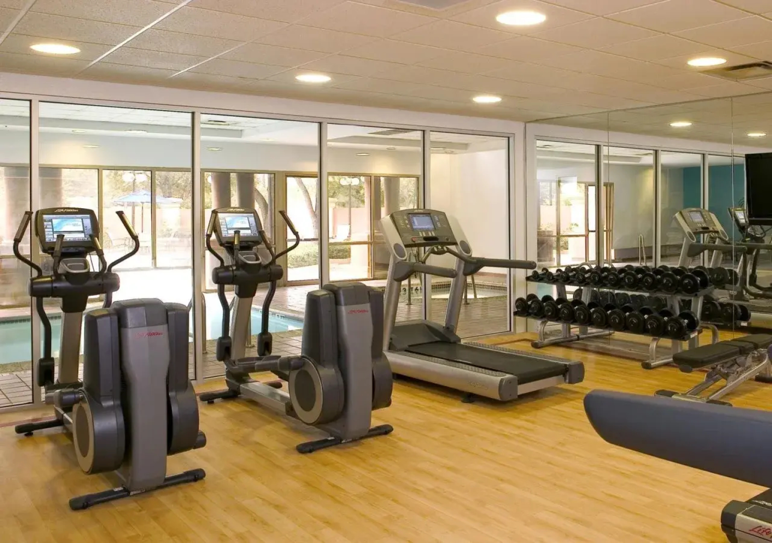 Sheraton Suites Market Center Dallas