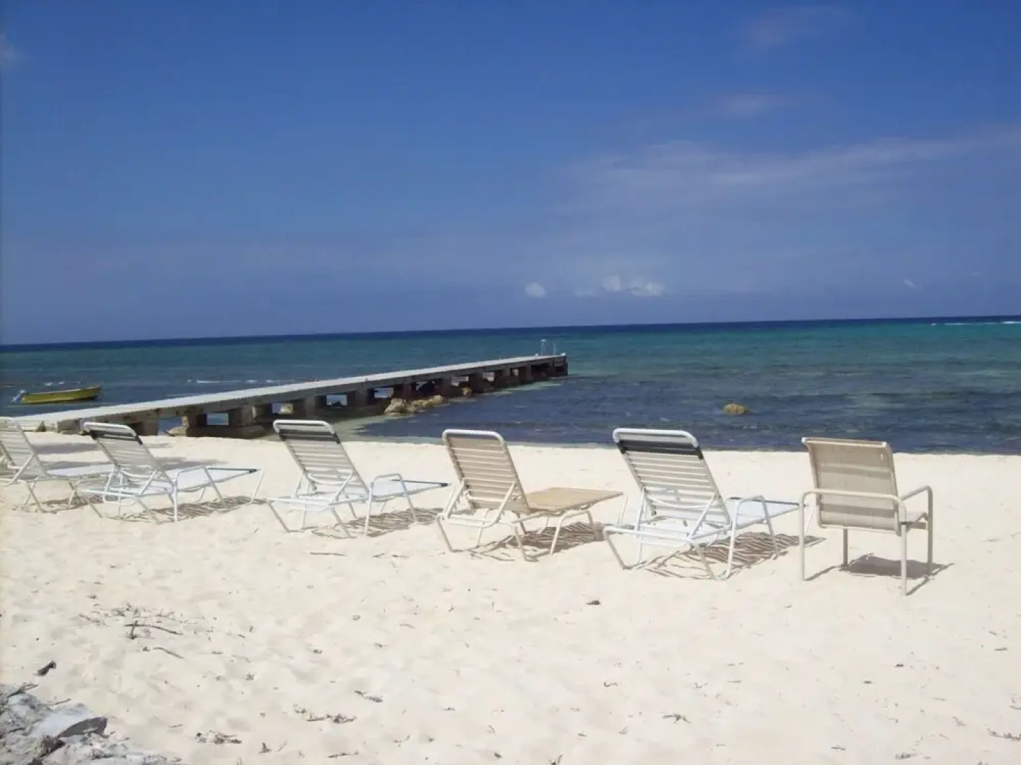 Villas Pappagallo by Cayman Villas