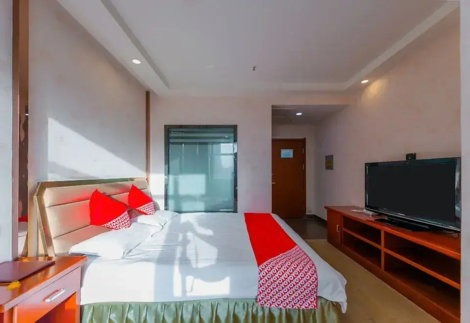 Lanting Hotel