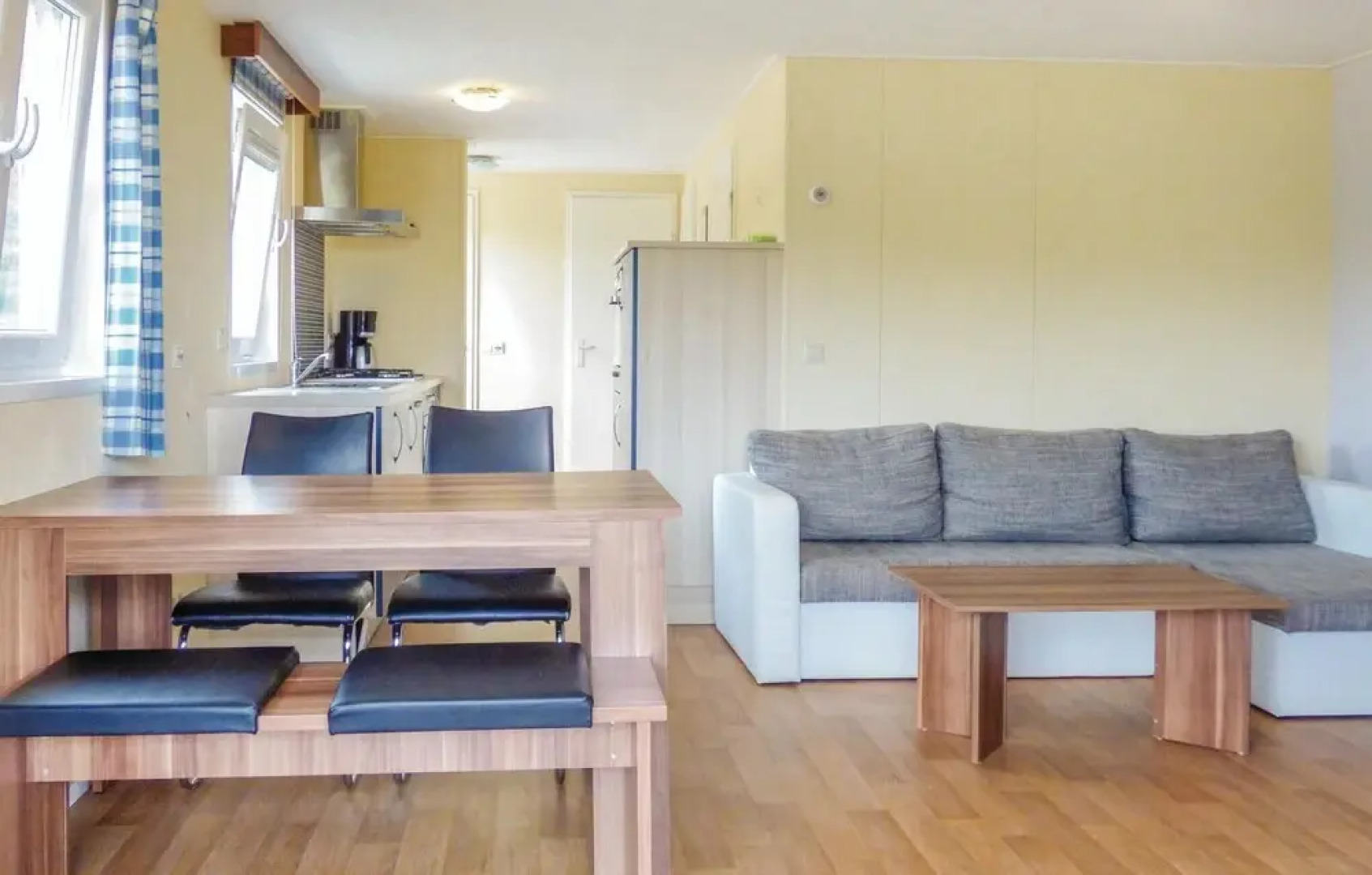 Awesome Home in Riol an der Mosel With 2 Bedrooms