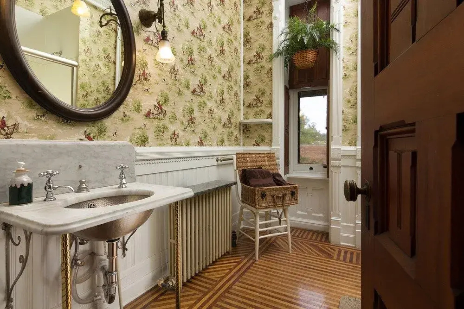 Reynolds Mansion B&B