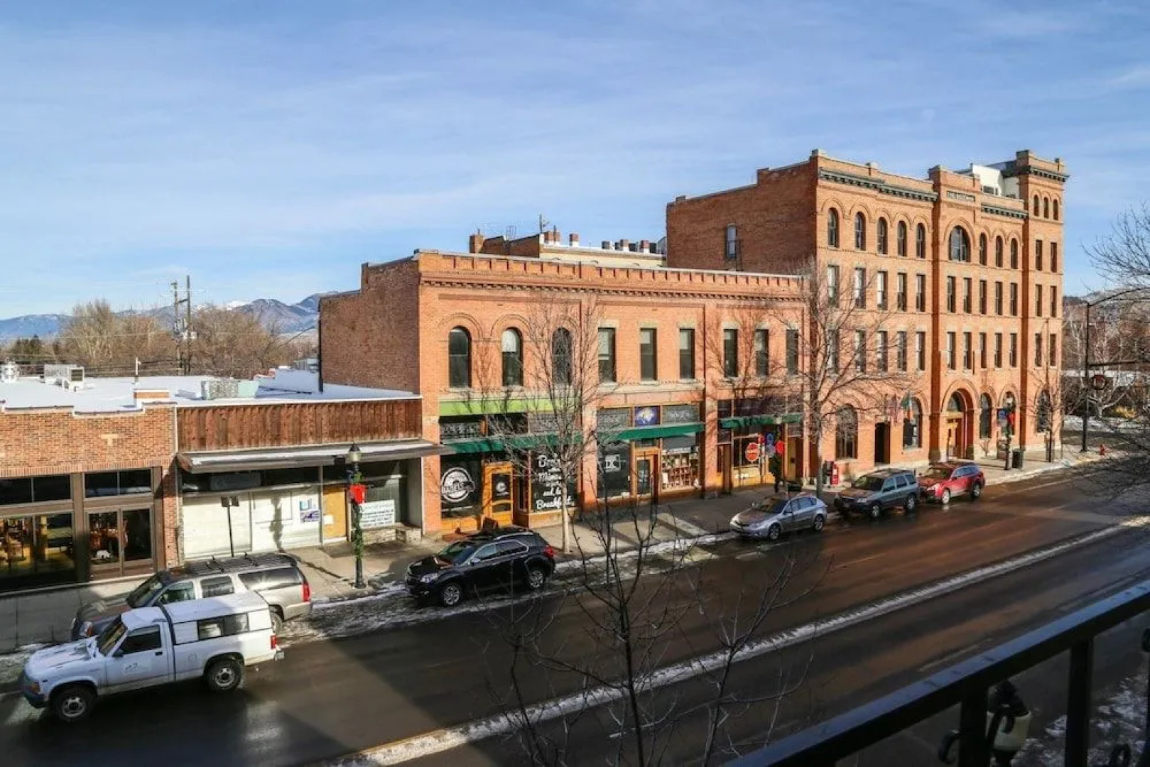 Bozeman - Atelier Above Main Street