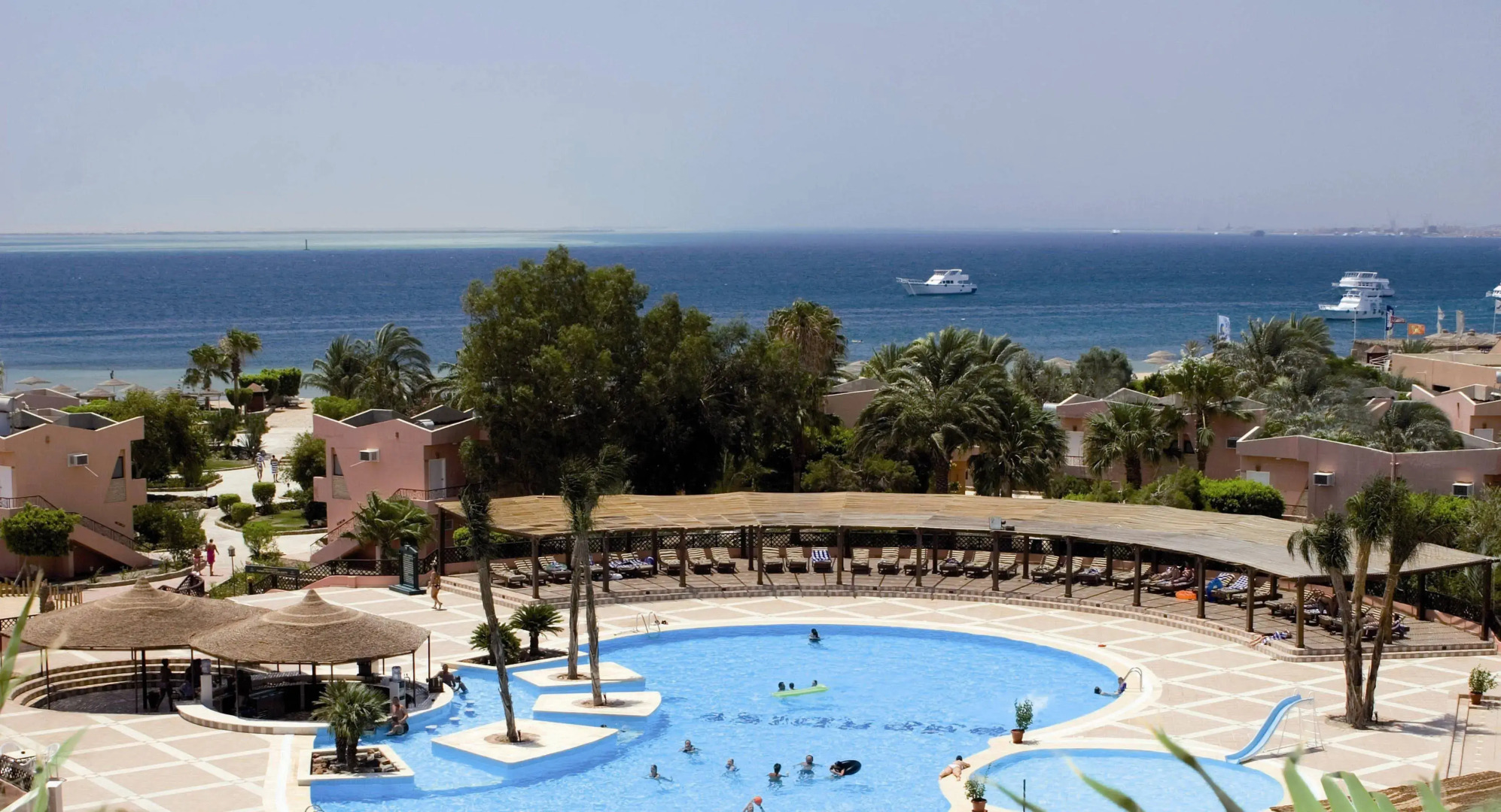 Отель Eagles Paradise Abu Soma Resort