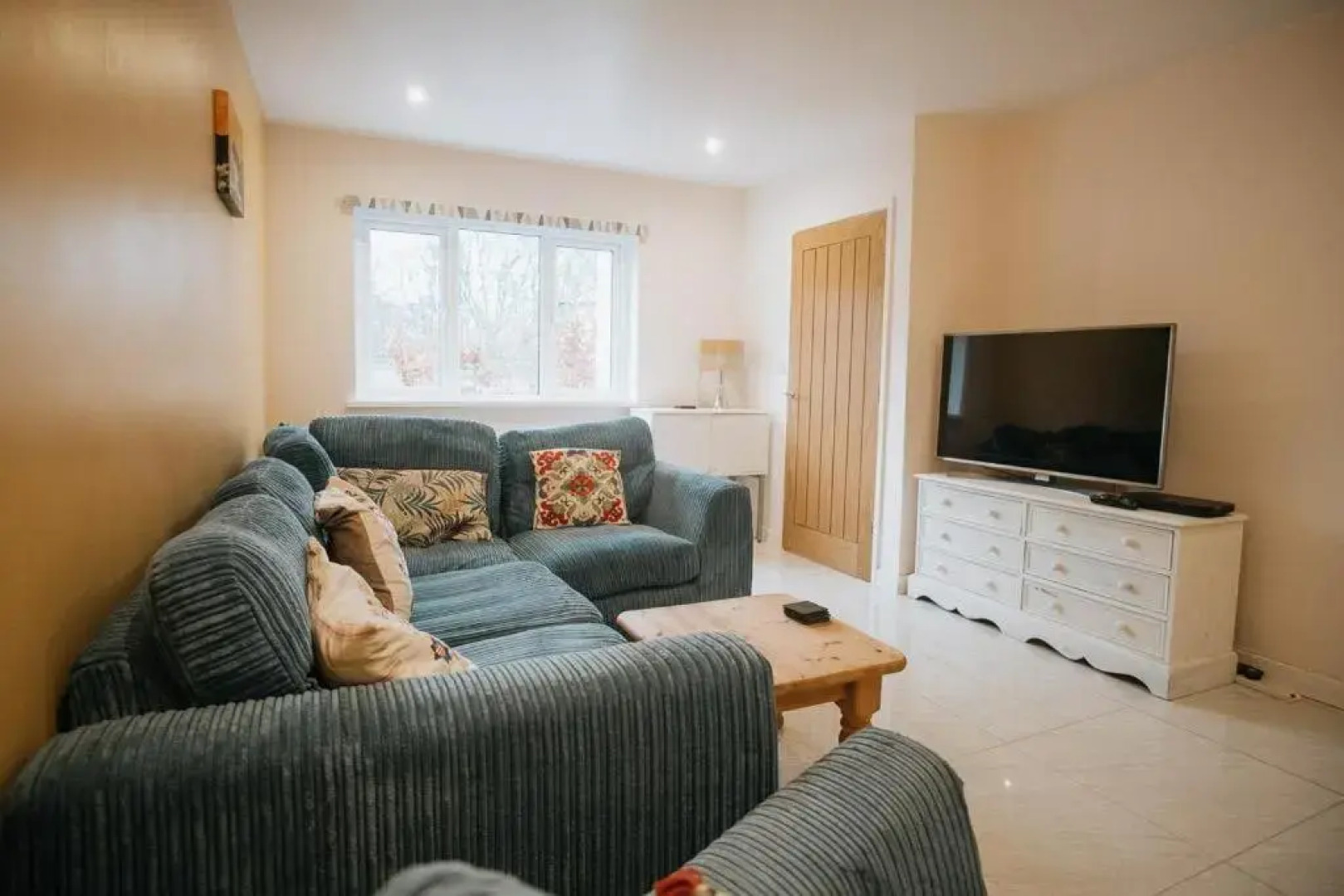 YR HEN BERLLAN - 3 Bedroom House in Snowdonia National Park, Conwy, North Wales