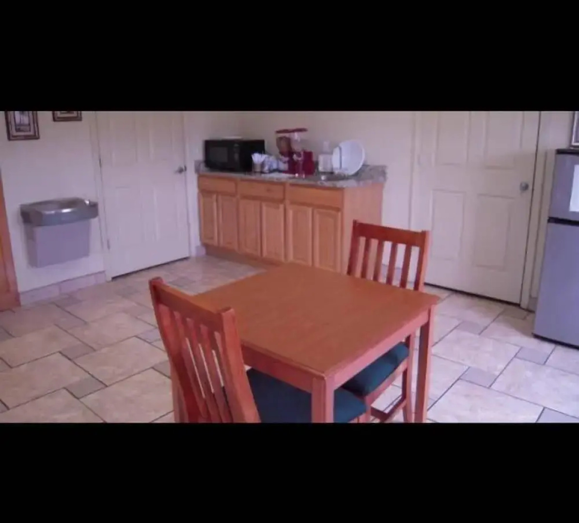 Country Hearth Inn and Suites - Piedmont