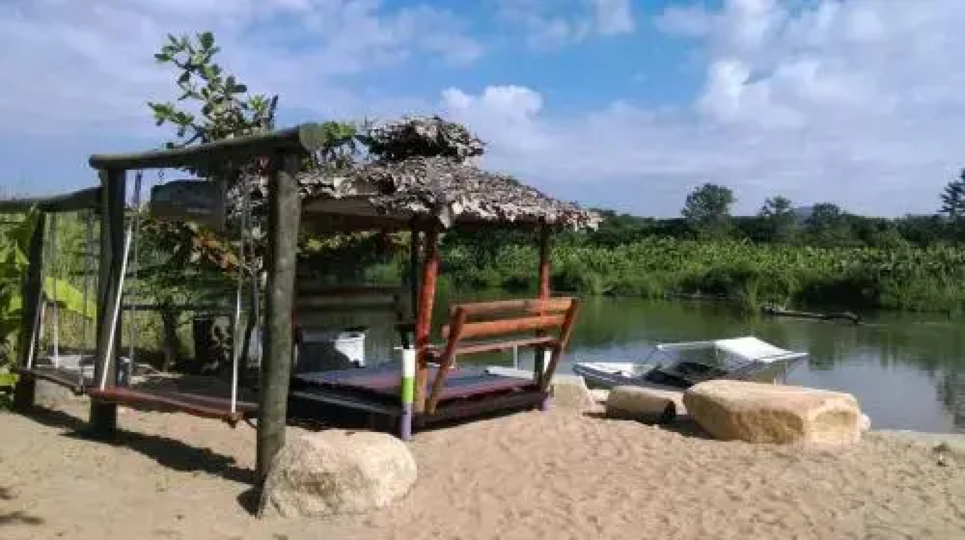 Magmai Riverside Homestay