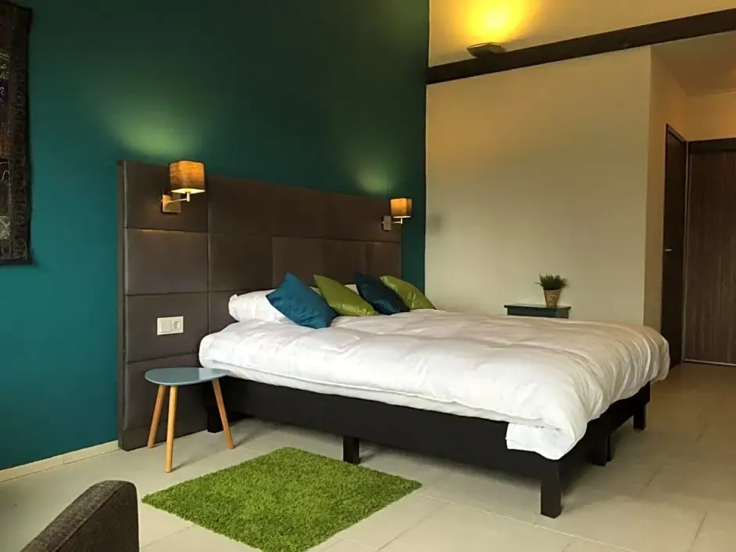 Dunez men only resort