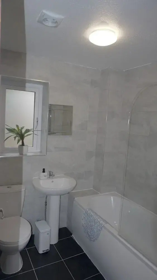 The Oasis - For Contractors and Individuals