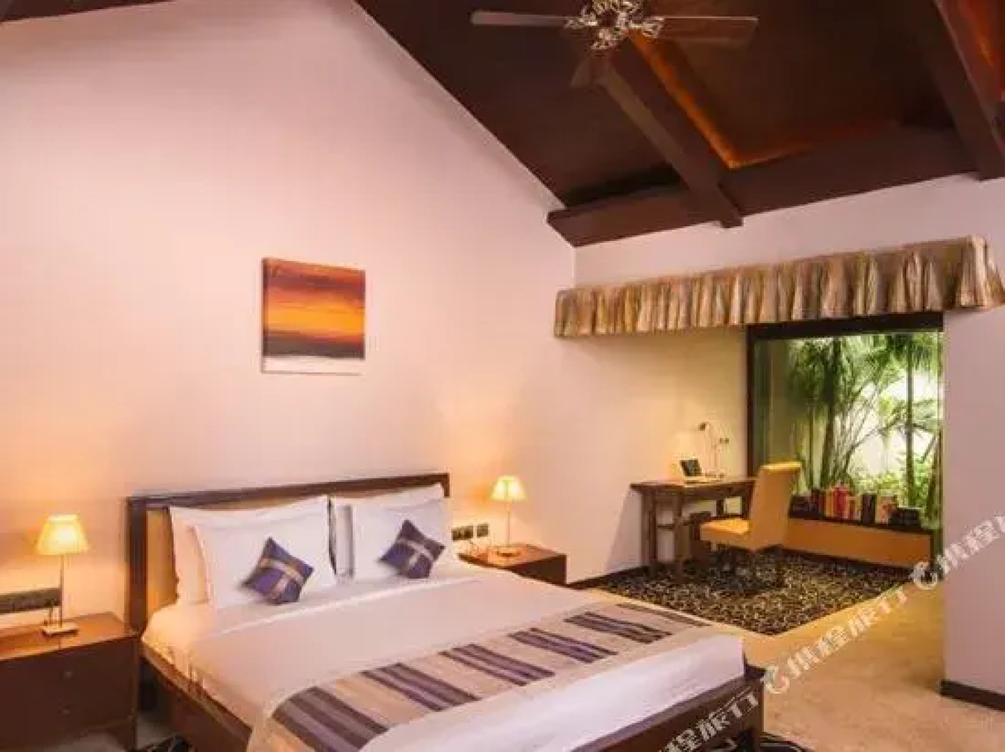 Lagoon Bay at Leonia