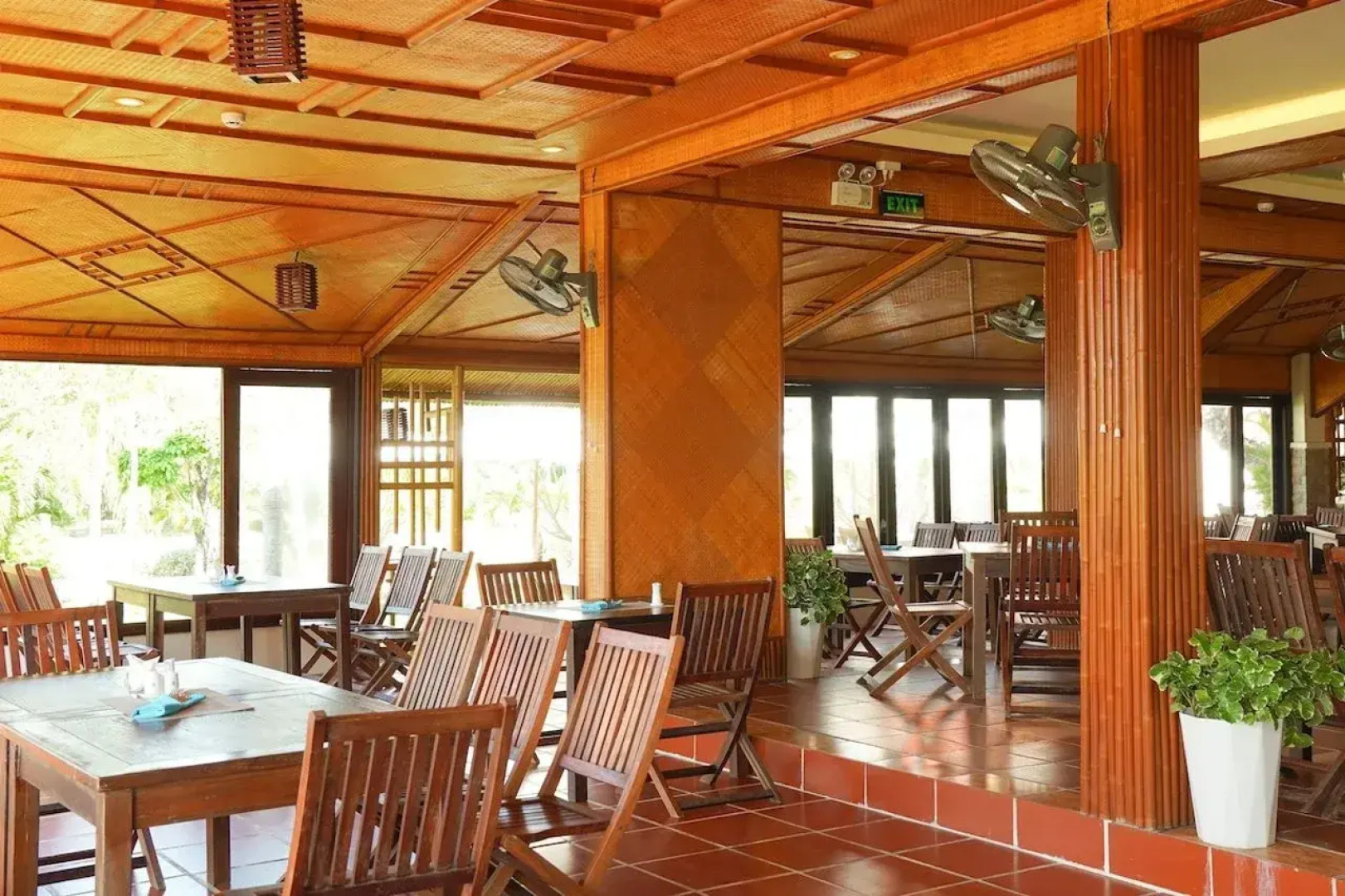 Pax Ana Doc Let Resort & Spa