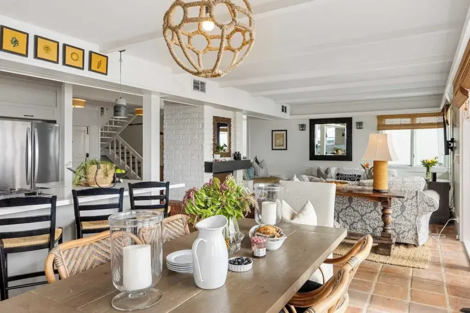 Unbeatable Beachfront Bliss w/ Ocean Views, Luxe Interiors & Patio Beach Road