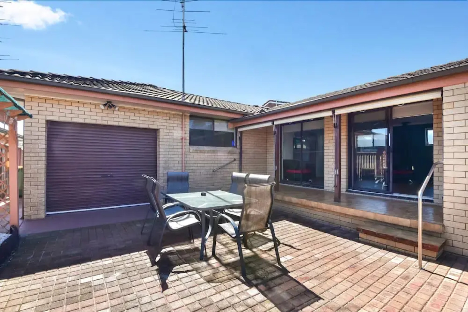 The Noraville House - Large Family Home