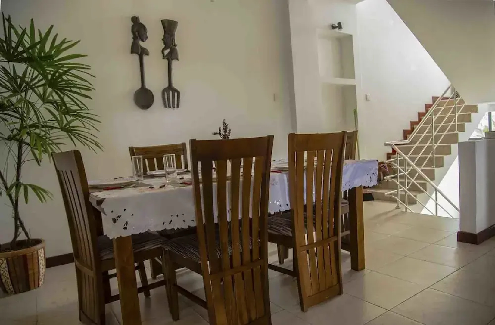 Ayansa Villa