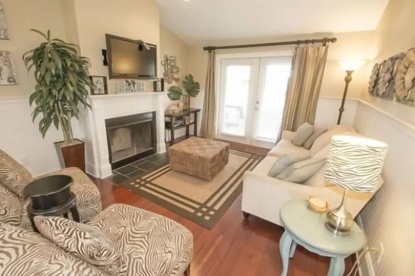 Sandpiper Court 8 by Wild Dunes, With Amenities